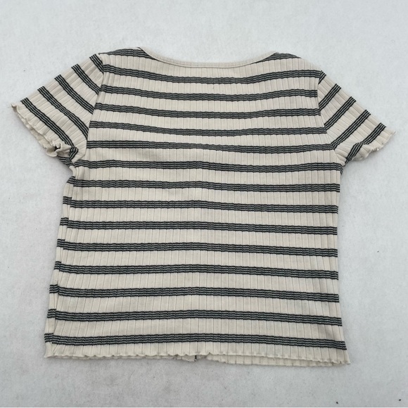 AMERICAN EAGLE Women’s Cropped Short sleeved Striped T-shirt Button up V-neck XS - Picture 2 of 5